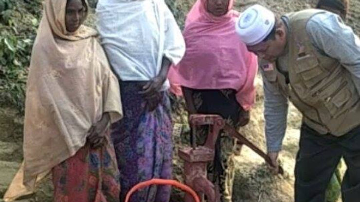Berries adalah nama yang diminta oleh penyumbang untuk ditulis di tepi tubewell.
Terima kasih penyumbang
---
Teruskan menyumbang ke Akaun Yayasan Ikhlas:
Maybank Islamic 5628 3463 6228
CIMB Islamic 8600 601 366
Bank Rakyat 1108 0100 1514
Bank Mua